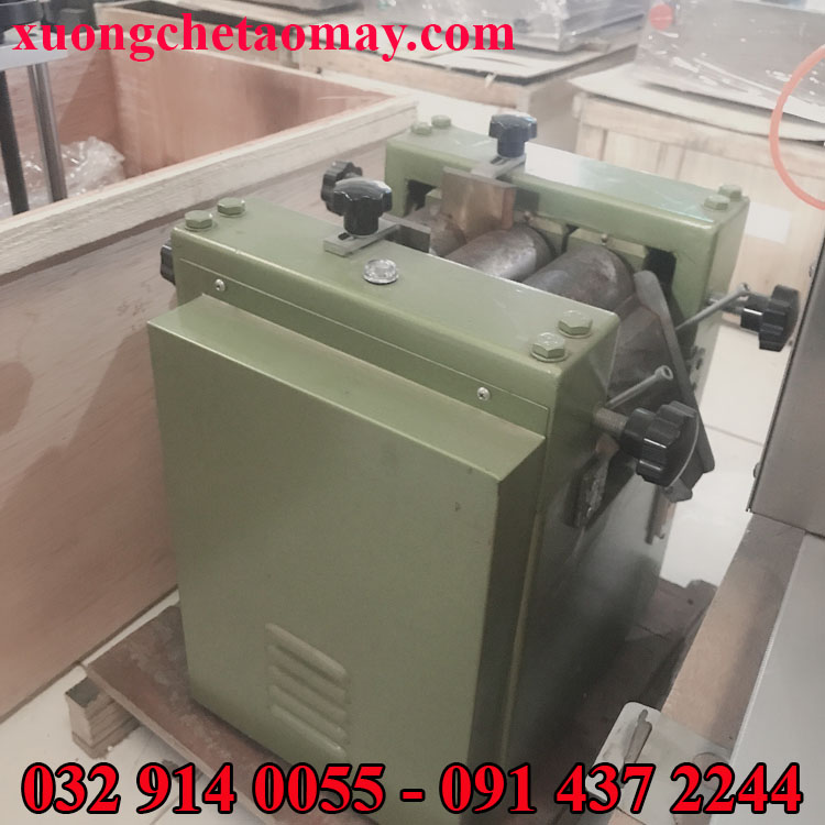 Máy cán màu son mini giá rẻ