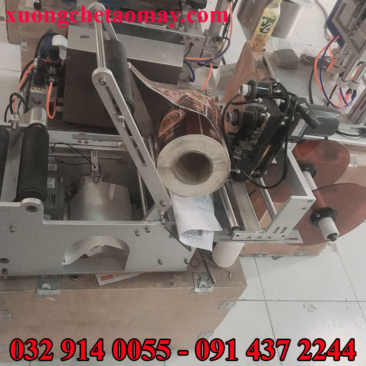 Máy dán nhãn giá rẻ chất lượng tốt