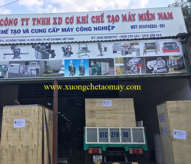 showroom công ty cơ khí chế tạo máy miền nam