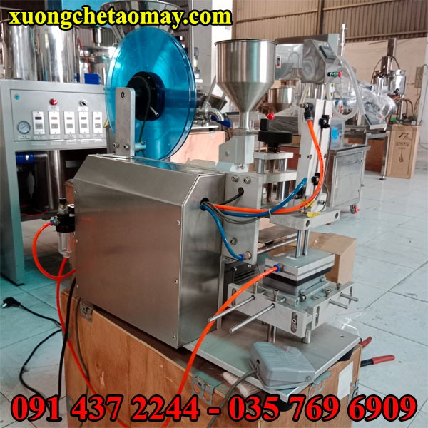 Máy dán nhãn chai vuông giá rẻ